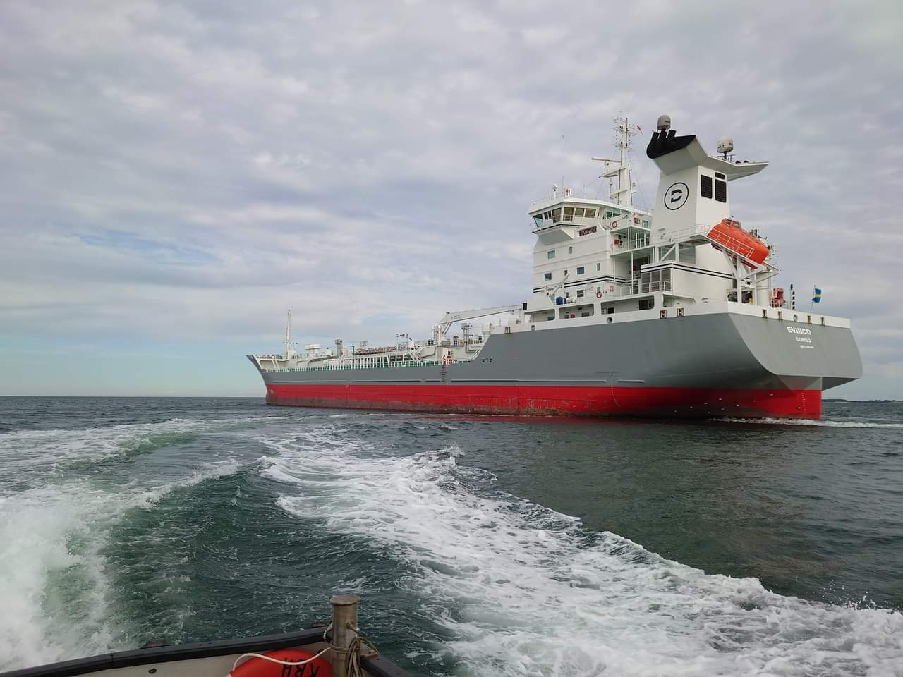 An authorized compass rectifier